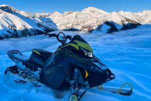 Motoslitta polaris khaos matrix 850