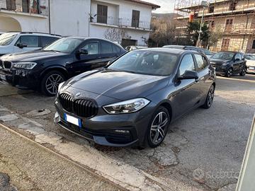 Bmw 116 116d 5p. Business Advantage