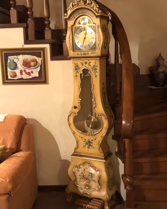 Elegante Orologio a Pendolo da Terra Veneziano