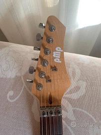 Chitarra elettrica due ottave