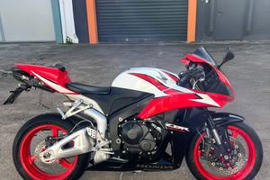 Honda CBR 600 RR
