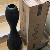 Vaso nero design by Kandolini con box