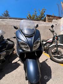 Suzuki Burgman 400