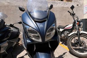 Suzuki Burgman 400