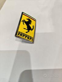 stemma Ferrari originale 
