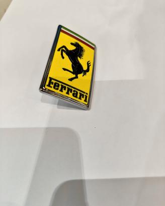 stemma Ferrari originale 