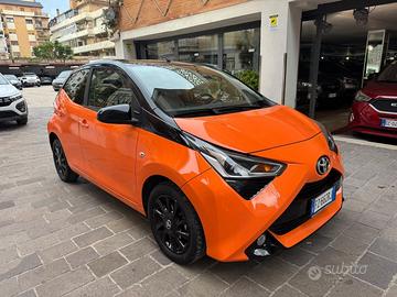 TOYOTA Aygo Connect 1.0 VVT-i 72CV 5P x-clusiv
