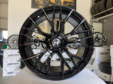 Cerchi Alfa Romeo raggio 19 NUOVI cod.8242