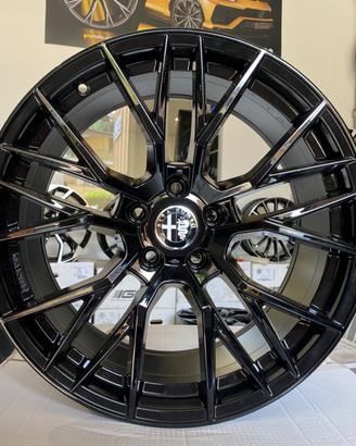 Cerchi Alfa Romeo raggio 19 NUOVI cod.8242