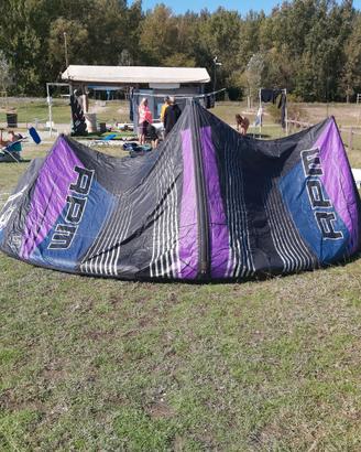 Kitesurf Slingshot RPM 11 + barra sentinel 1.1