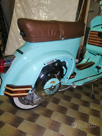 Vespa 50 special tributo Riva