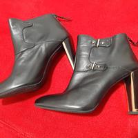 Stivaletti Stuart Weitzman n. 39.5 neri in pelle