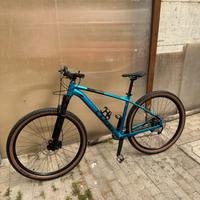 Cube attention slx tg M