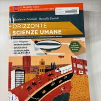 Libro di scienze umane