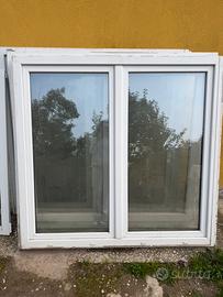 4  Finestre in pvc bianche