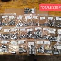 in blocco bussole di varie misure e attacchi 