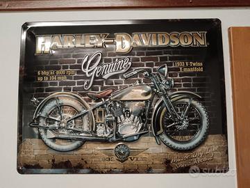 "Targa metallo Harley-Davidson 1933 VLE bombata -