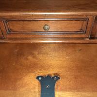 Cassettiera con ribalta