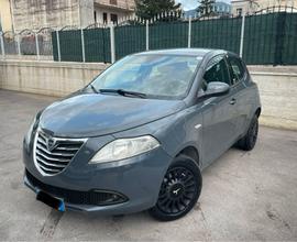 Lancia Ypsilon 0.9 TwinAir 2015