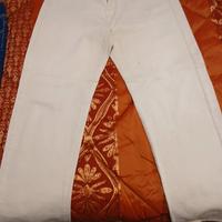 Pantaloni 