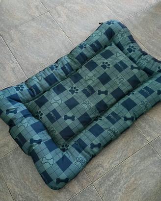 Cuscino, cuccia, copertine e accessori