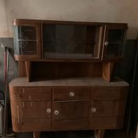 Credenza antica