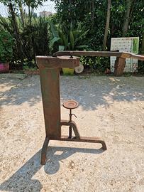 tappatrice bottiglie sughero 