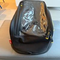 Borsa Serbatoio GIVI EA131 Tanklock 26L + Flangia