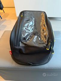 Borsa Serbatoio GIVI EA131 Tanklock 26L + Flangia