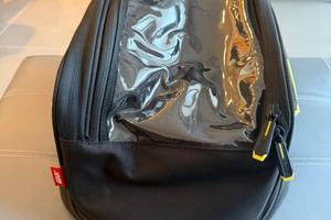 Borsa Serbatoio GIVI EA131 Tanklock 26L + Flangia