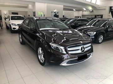 Mercedes-Benz GLA 200d Sport