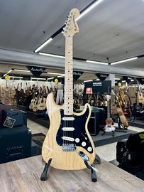 FENDER STRATOCASTER CLASSIC SERIES '70S MN NAT + B