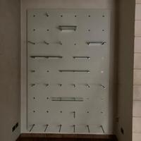 Pannello in Legno Laccato Bianco con Mensole e Led