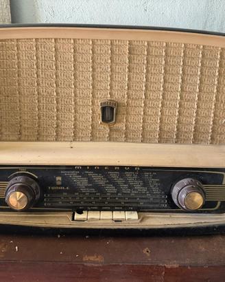 Radio d’epoca Minerva “Tonale” a valvole vintage