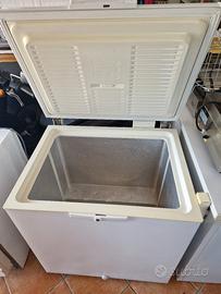 freezer Whirlpool