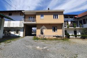 CASA SEMINDIPENDENTE A MATHI