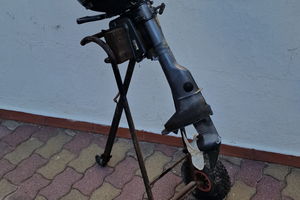 Motore fuoribordo Yamaha 2.5 HP 4 tempi