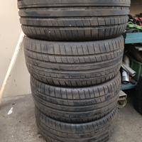 215 40 r17