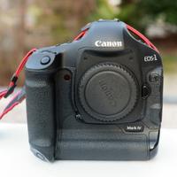 CANON EOS 1D MK IV con 50 e 100 mm