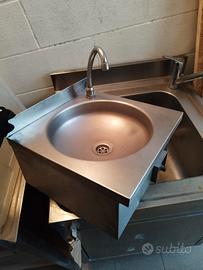 lavamani in acciaio per attività di ristorazione