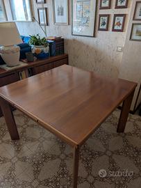 tavolo in noce nazionale