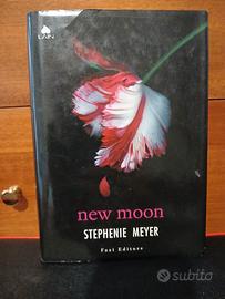 Libro New Moon di S. Meyer