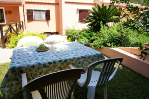 Villino luminoso vicino a tuerredda