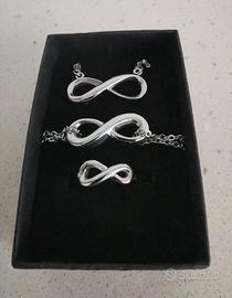 Parure collana, bracciale, anello 