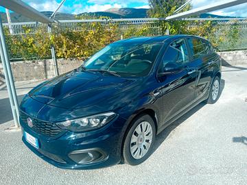 Fiat Tipo 1.6 mjet Easy 5 p 2019