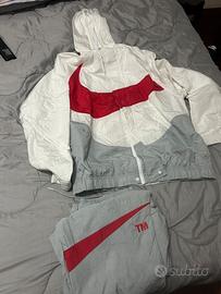 Tuta nike limited edition