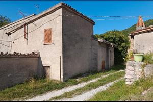 Casa di paese