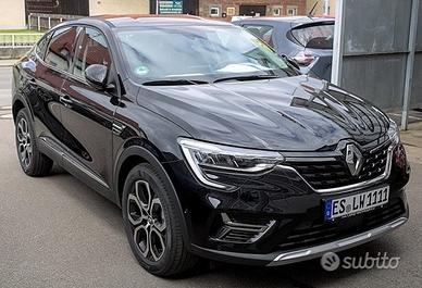 Nuova Renault Arkana per ricambio