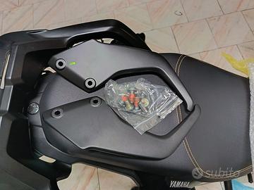 maniglioni originali Yamaha tracer 7 