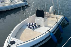 Barca  Hellas Boats Paradise
